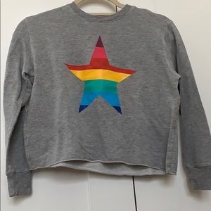 Gray sweatshirt with star